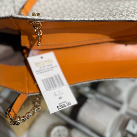 MICHAEL KORS Jet Set Large Color-Block Signature Logo Tote Bag - Picture 10 of 10